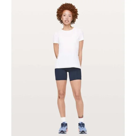 Lululemon Into the Sun White Short Sleeve Athleisure Short Sleeve Tee Top Sz  8 - Picture 3 of 9